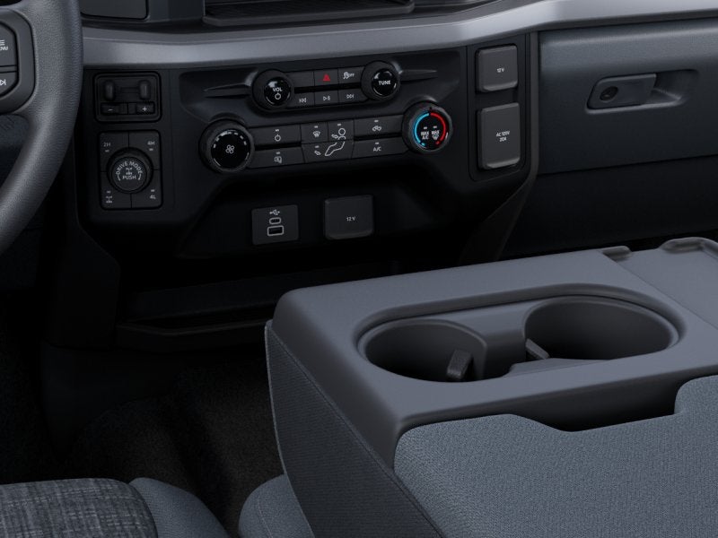2027 Ford Super Duty F-250 XLT