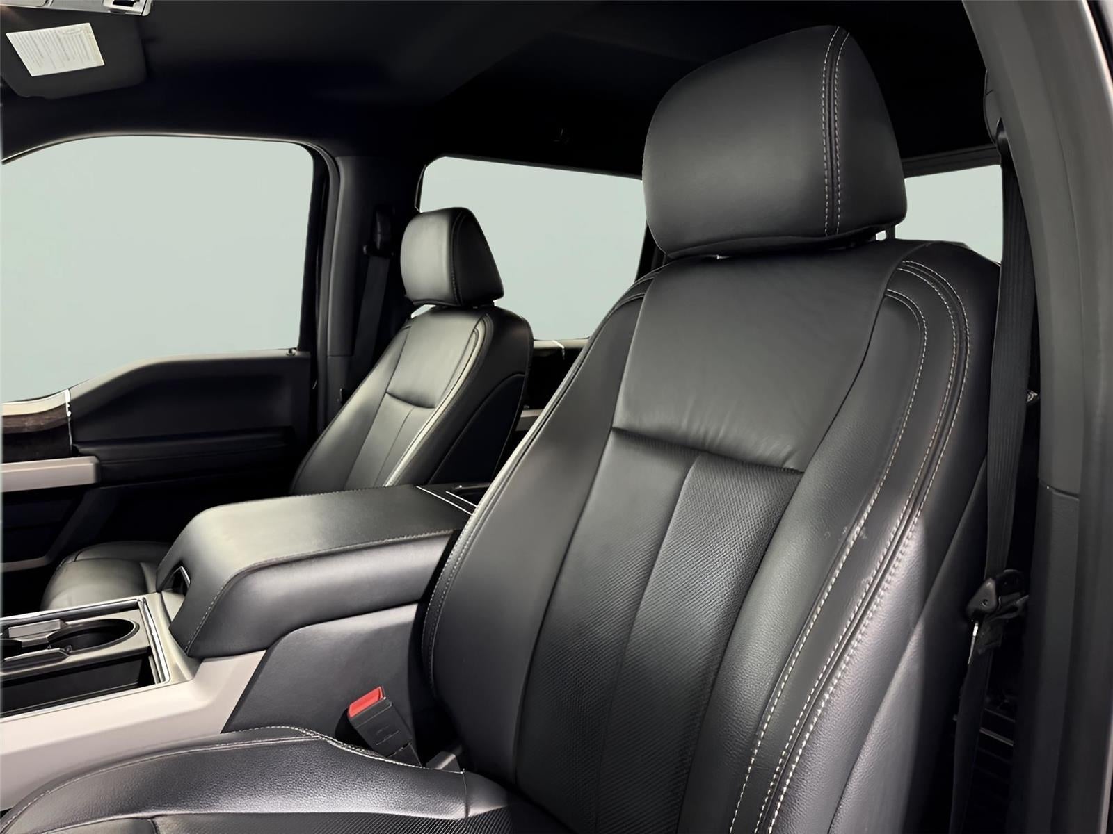 2022 Ford Super Duty F-250 Lariat