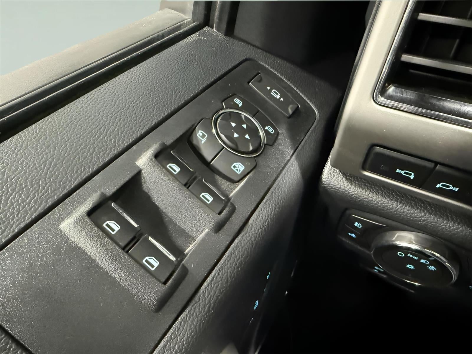 2022 Ford Super Duty F-250 Lariat