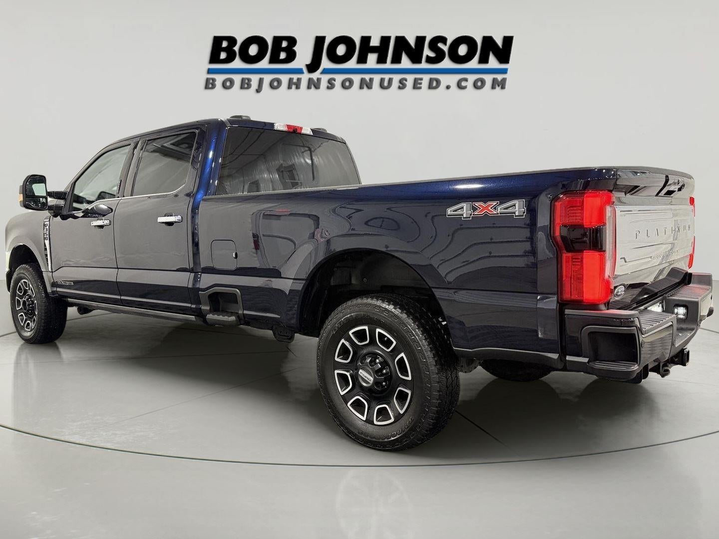 2024 Ford Super Duty F-350 PLATINUM