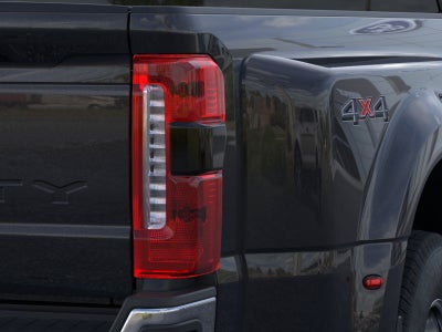 2026 Ford Super Duty F-350 DRW Lariat