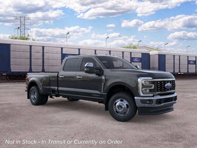2026 Ford Super Duty F-350 DRW Lariat