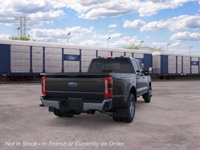 2026 Ford Super Duty F-350 DRW Lariat