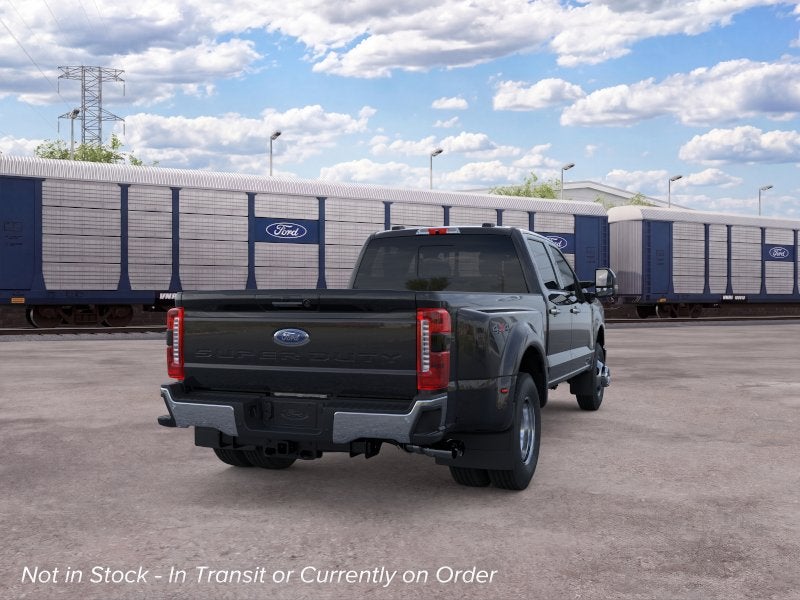 2026 Ford Super Duty F-350 DRW Lariat