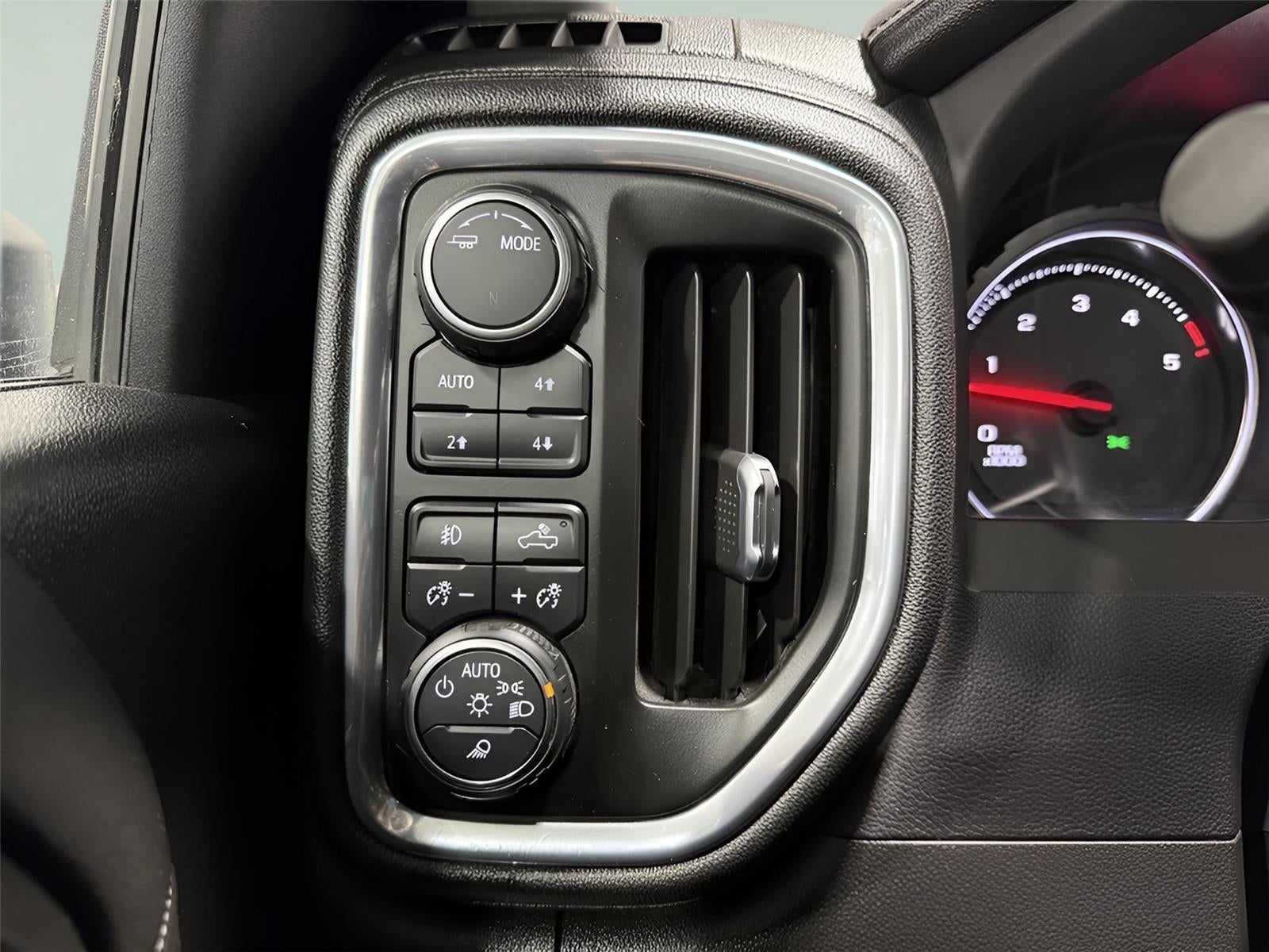 2023 Chevrolet Silverado 3500HD LTZ