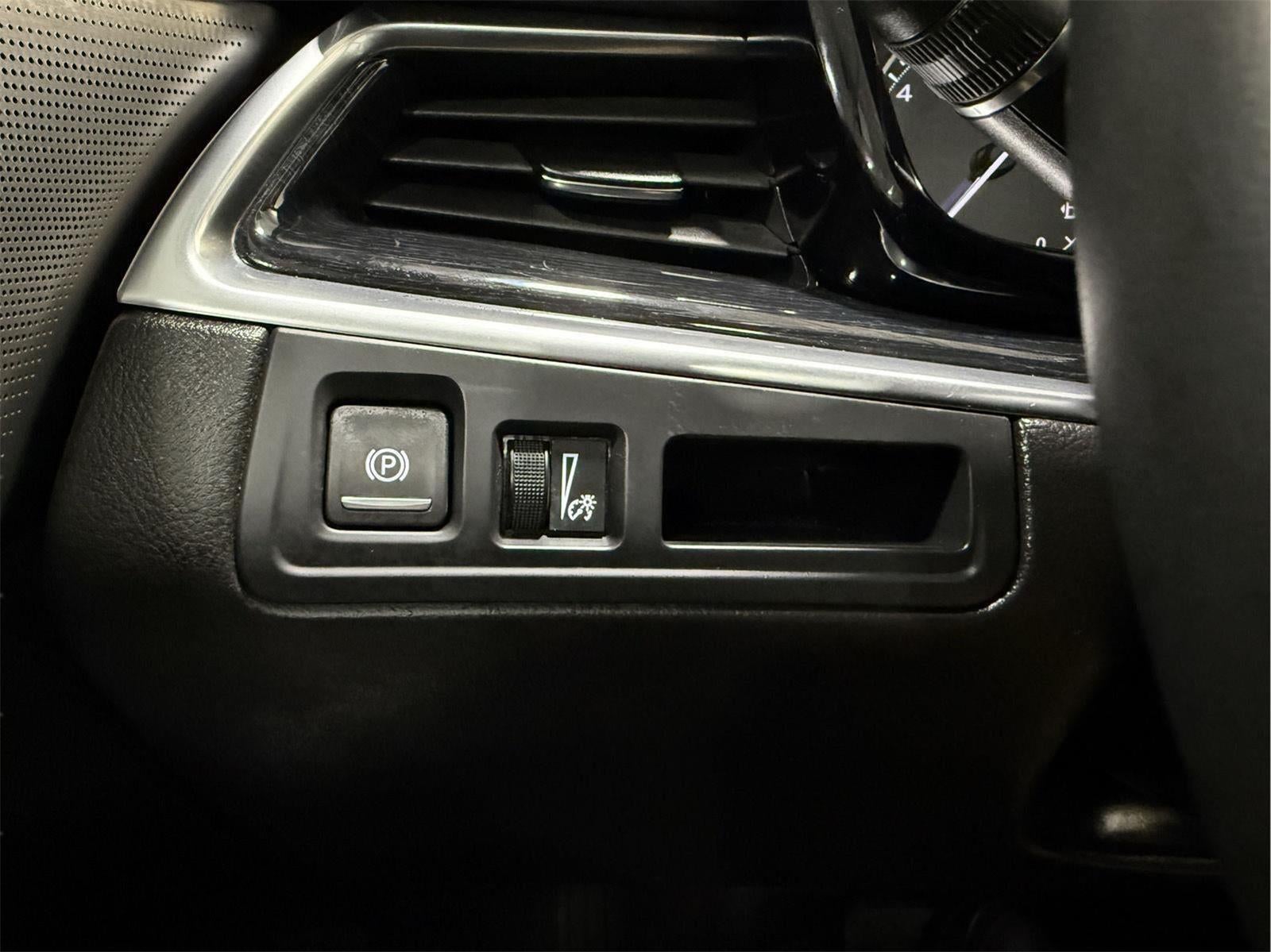 2025 Cadillac XT5 AWD Premium Luxury