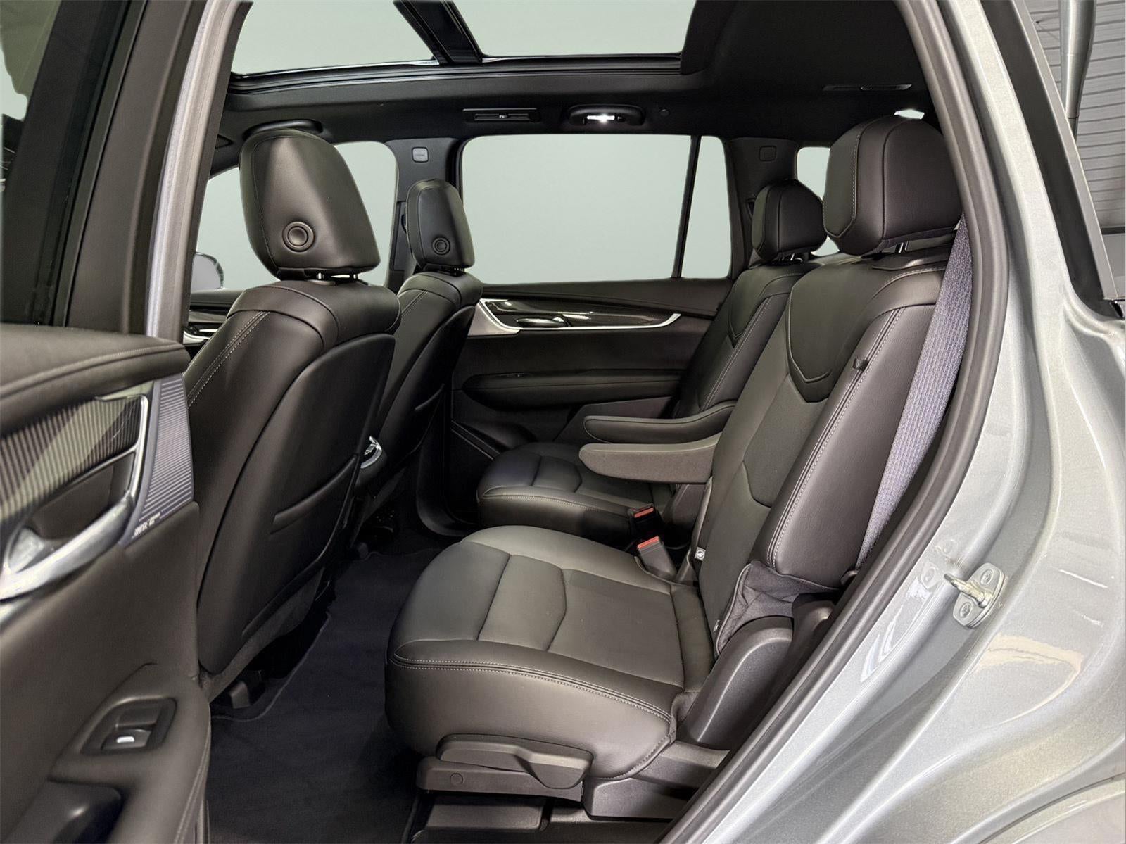 2024 Cadillac XT6 AWD Sport