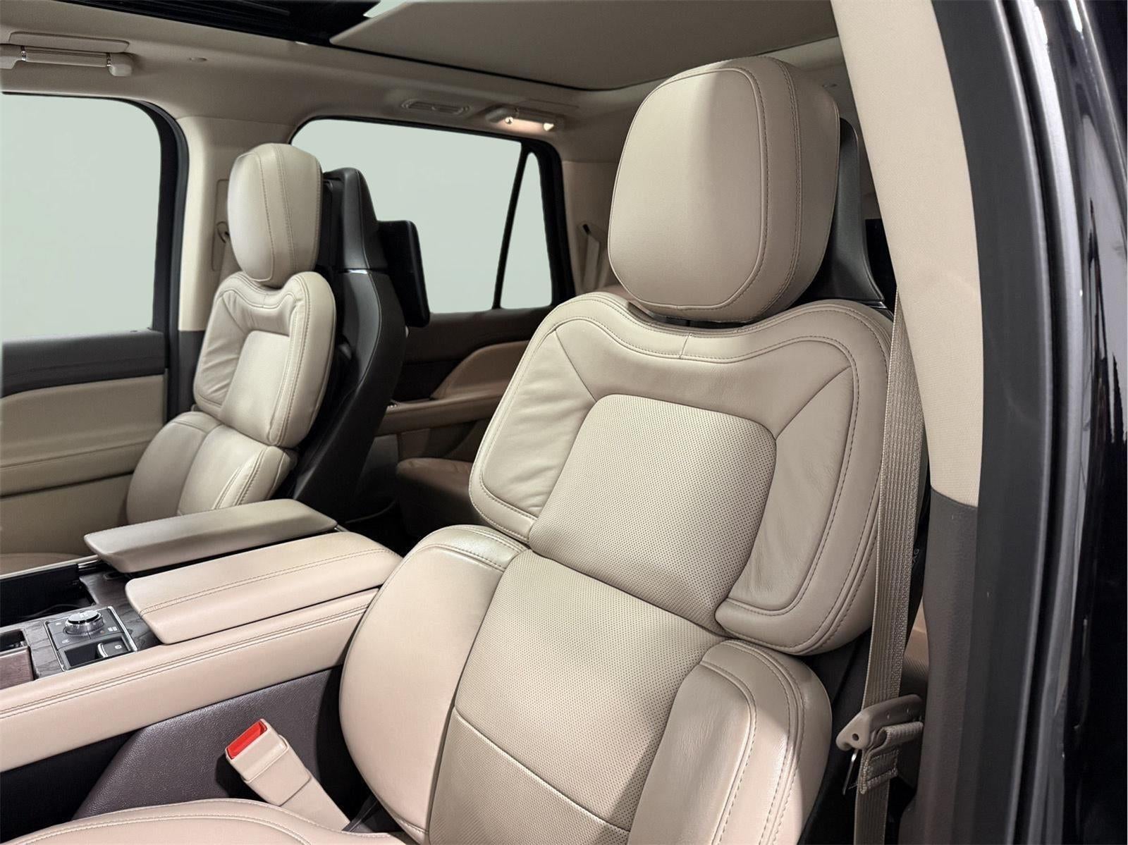 2023 Lincoln Navigator L Reserve