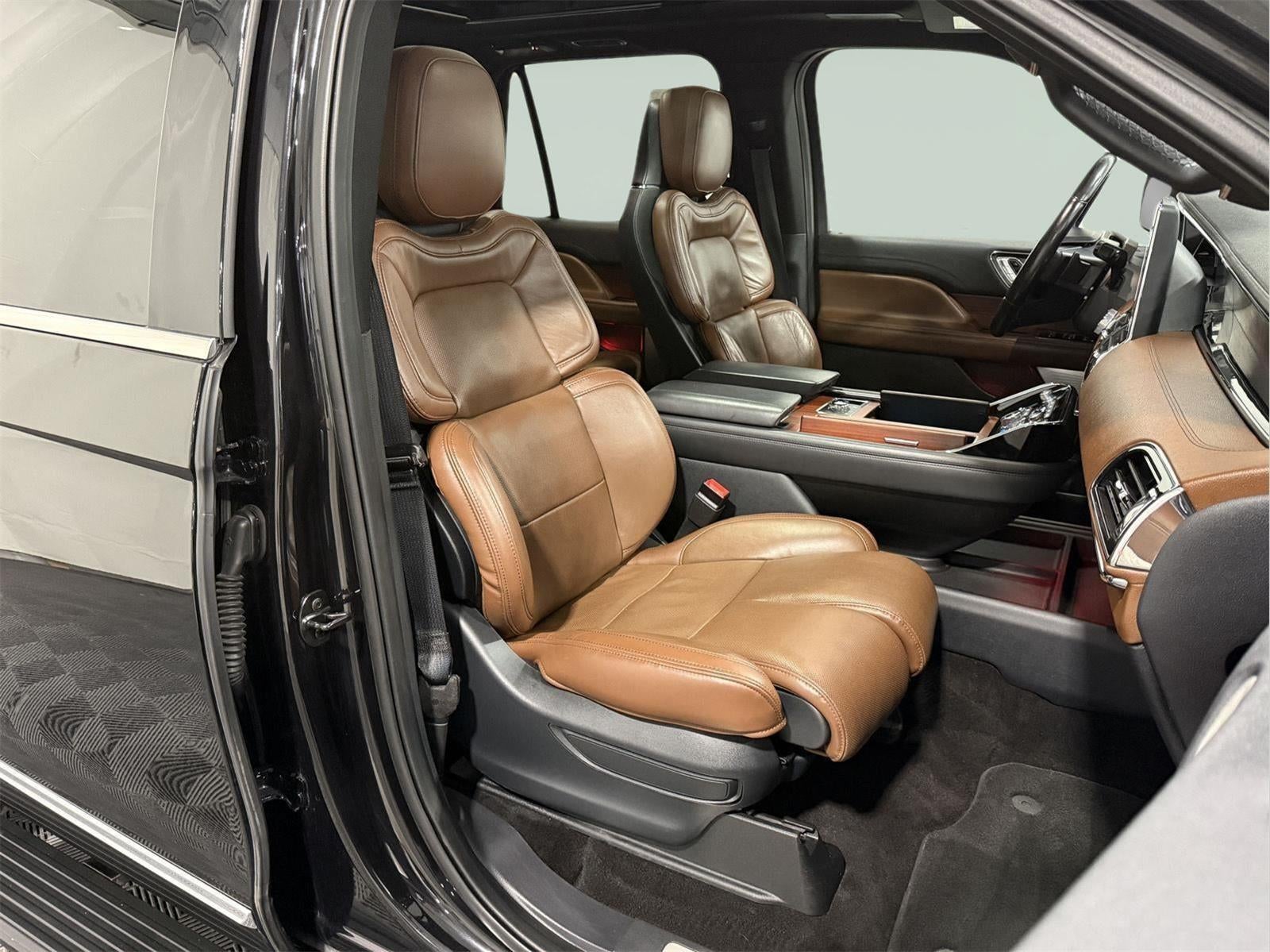 2022 Lincoln Navigator L Reserve