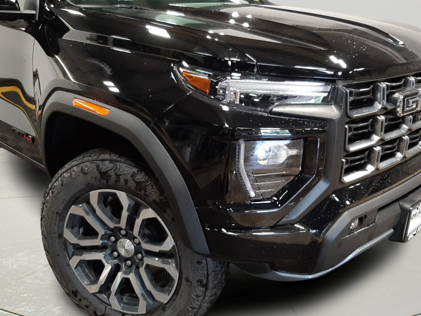 2024 GMC Canyon AT4