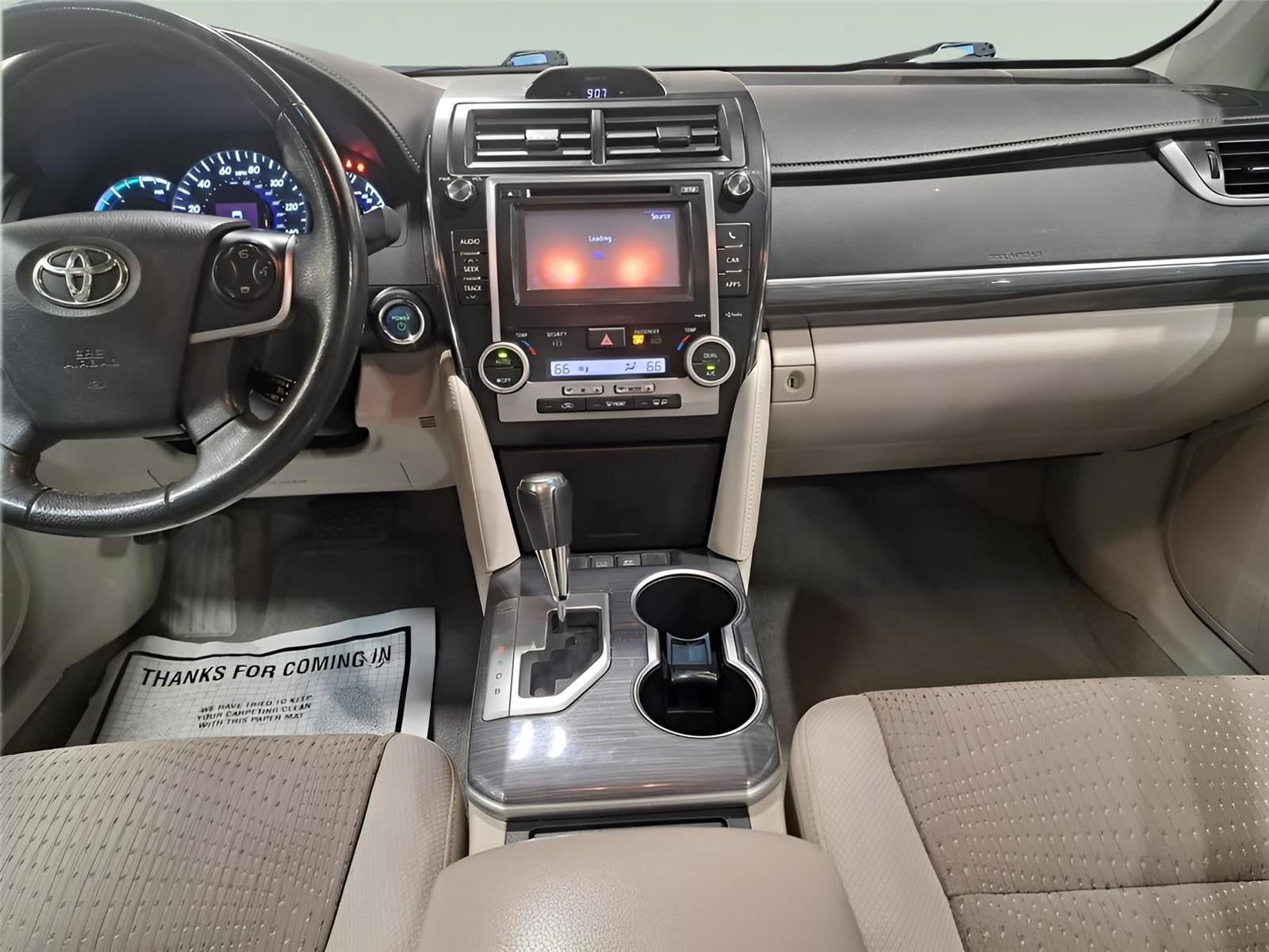 2014 Toyota Camry Hybrid XLE